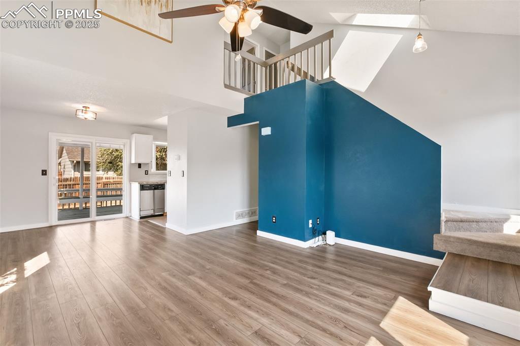 Image 9 of 25: Living Room