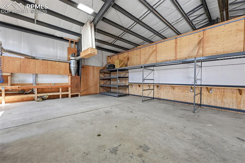 Image 16 of 34: Workshop area