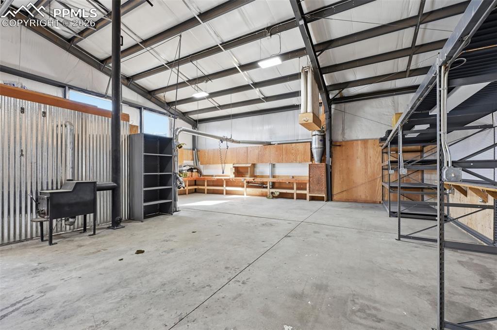 Image 19 of 34: Rear  1/2 Building