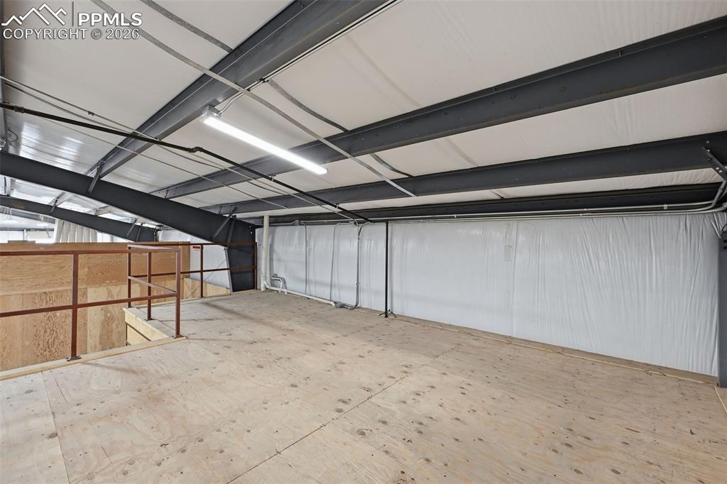 Image 9 of 34: Rear workspace: Approx. 1,604 SF rear work area provides room for operation