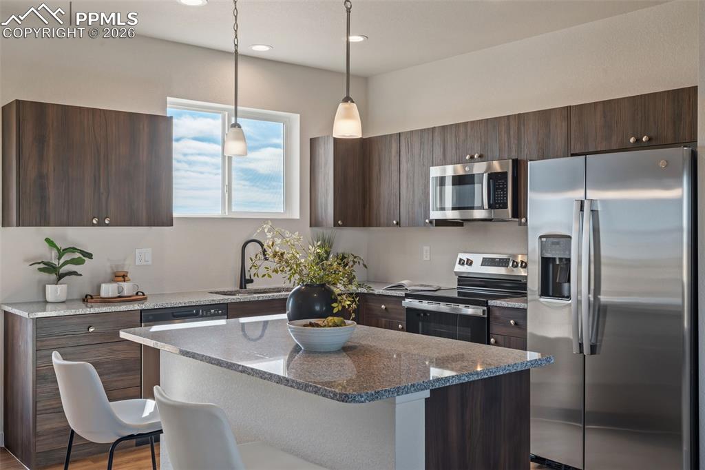 Image 11 of 35: Kitchen