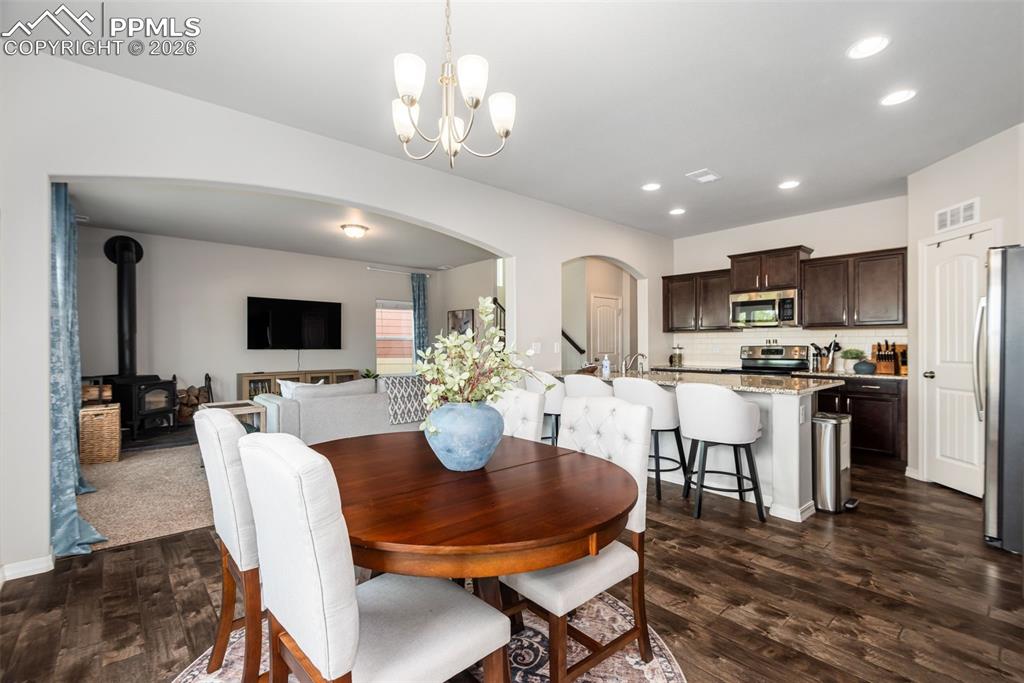 Image 10 of 38: Dining Area