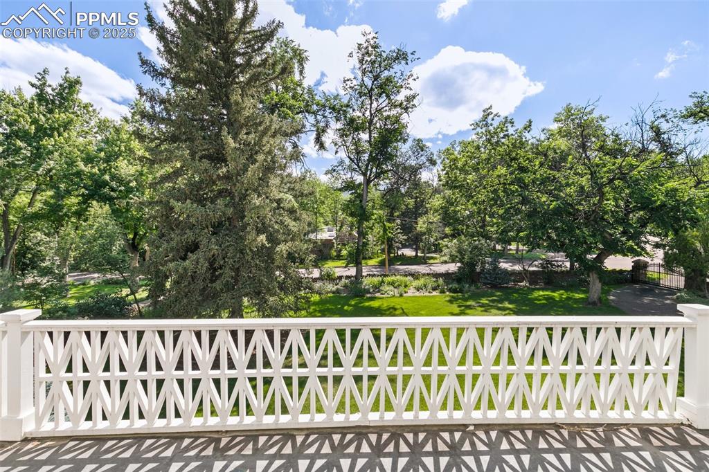 Image 43 of 47: View