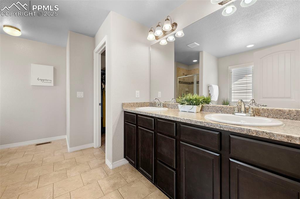 Image 16 of 33: Master Bathroom