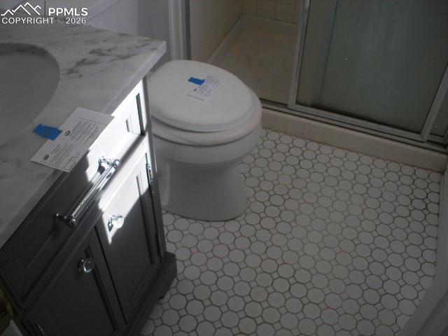 Image 17 of 48: Bathroom