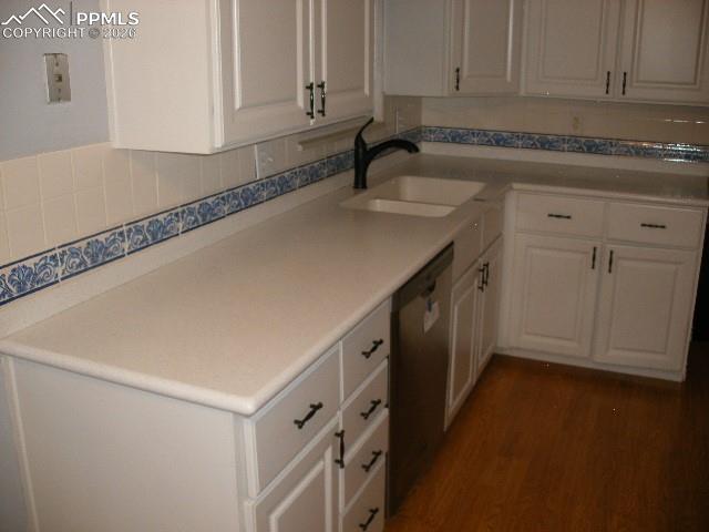 Image 8 of 48: Kitchen