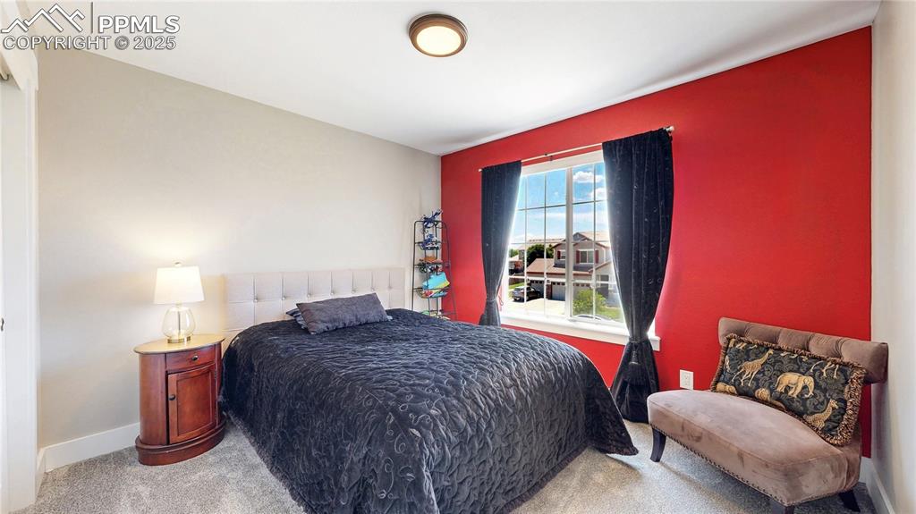 Image 22 of 48: Bedroom