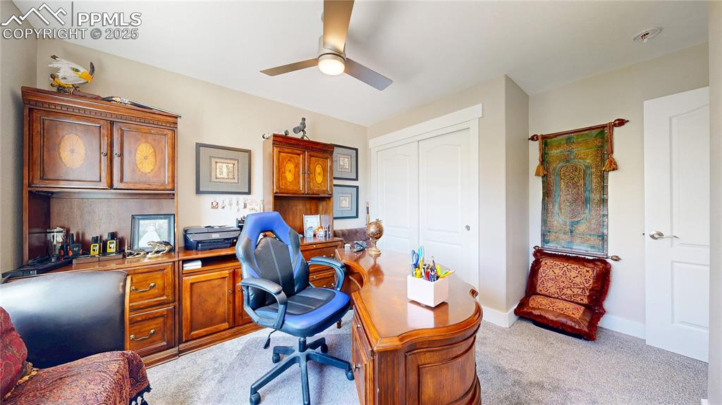 Image 28 of 48: Bedroom