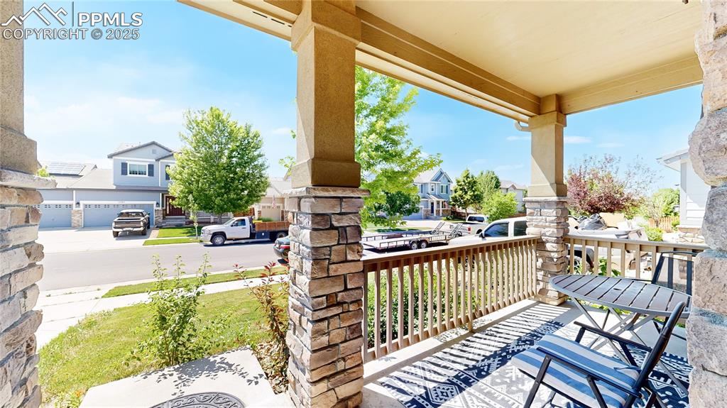 Image 34 of 48: Patio