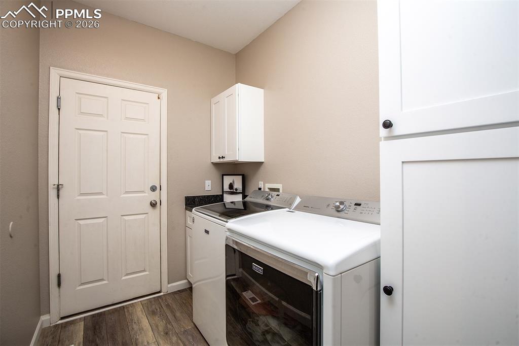 Image 18 of 34: Plenty of closet and cabinet space.