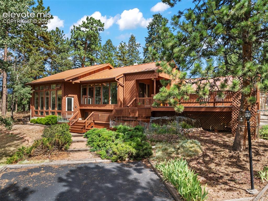 Caption: Front of Property