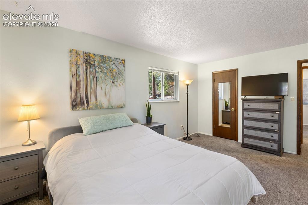 Image 14 of 42: Bedroom