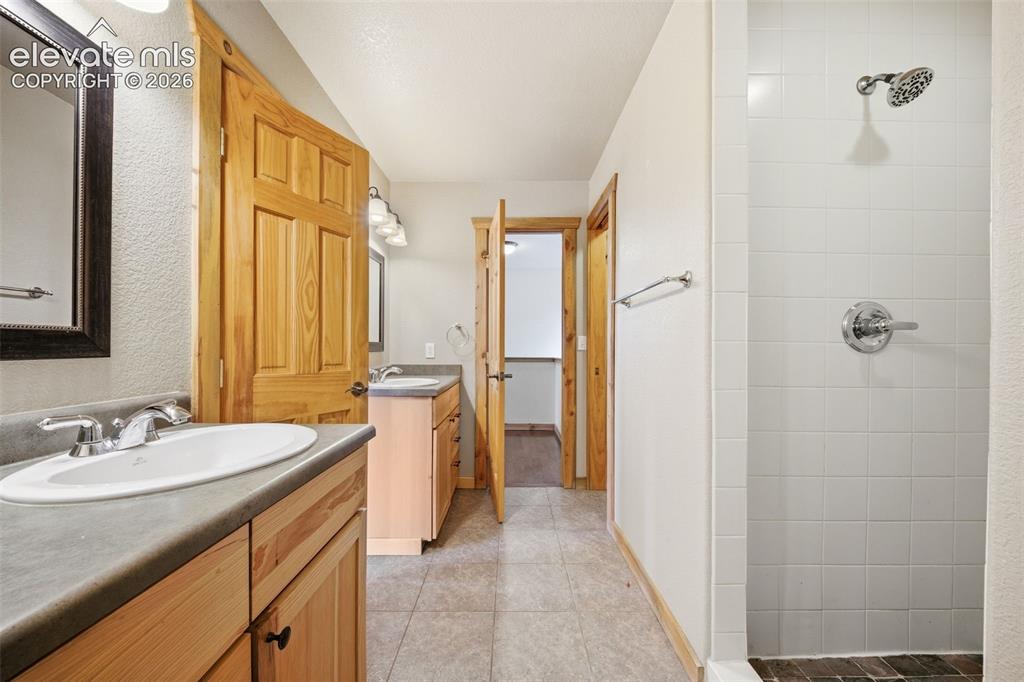 Image 29 of 49: Master Bathroom