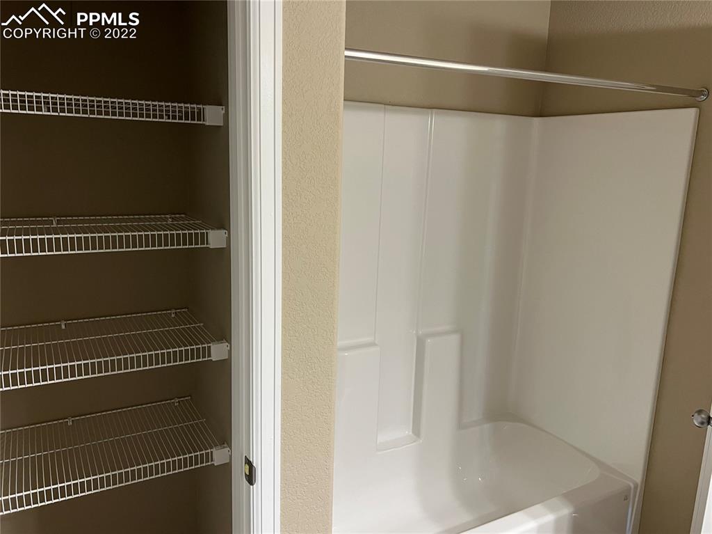 Listing 6683811, Image 15 of 24
