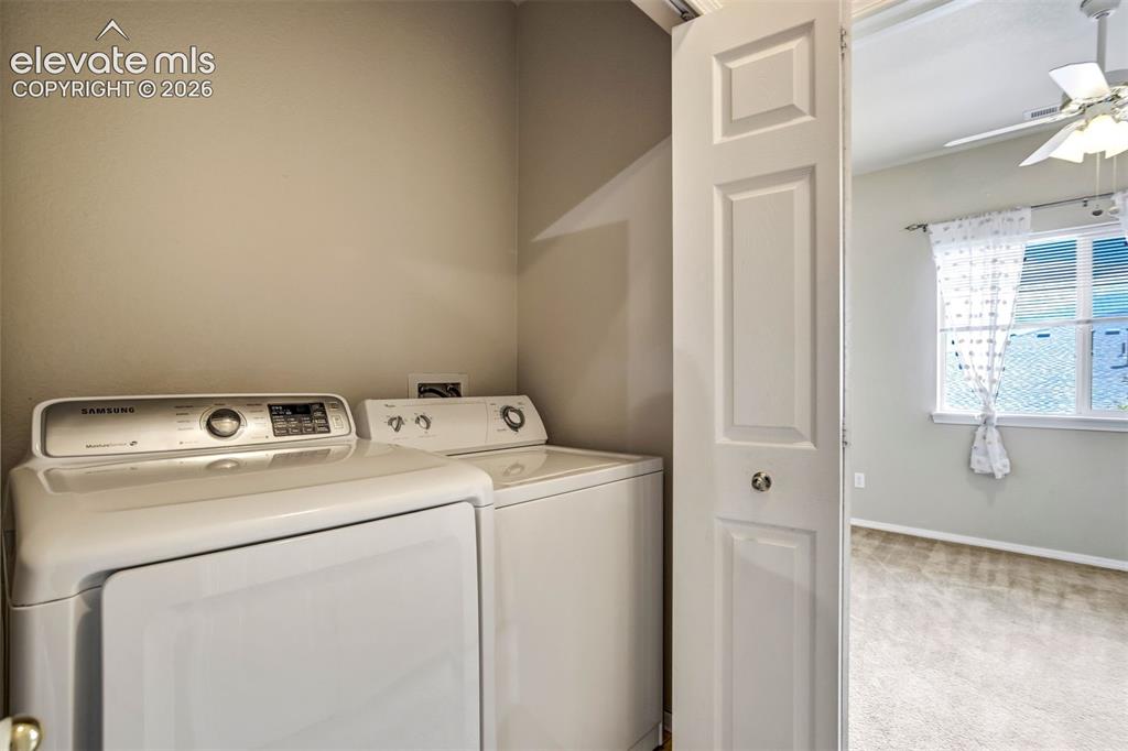 Image 37 of 50: Washer and dryer included