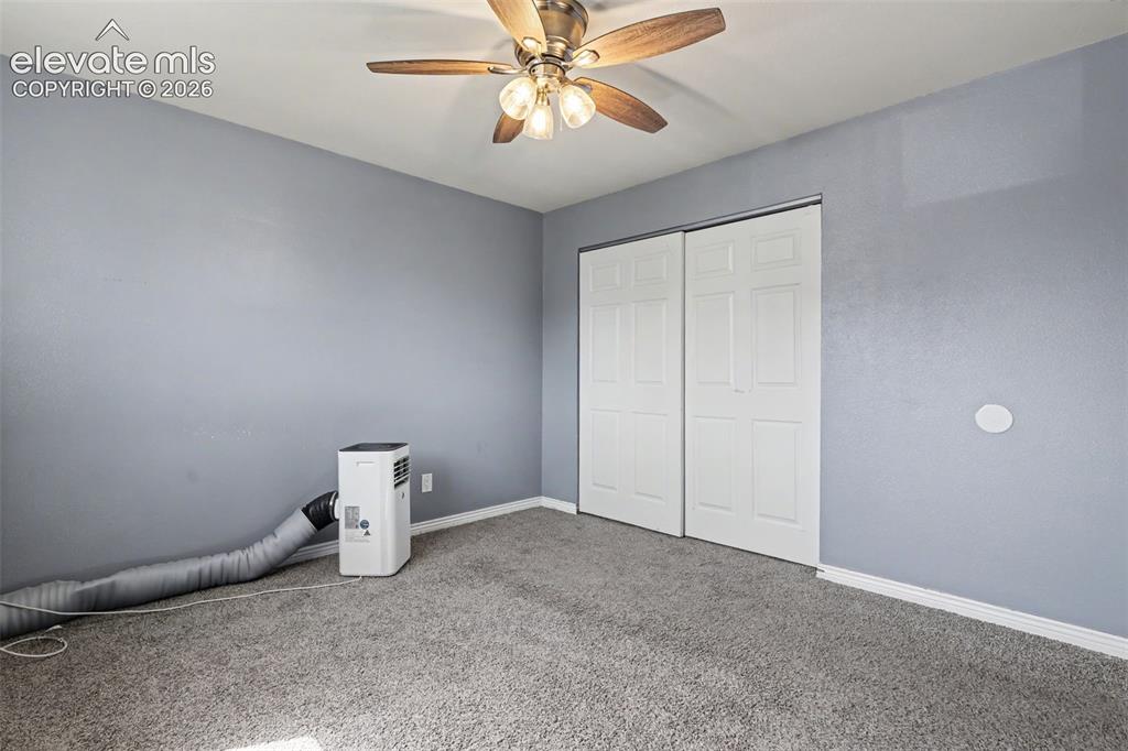 Image 10 of 26: Bedroom