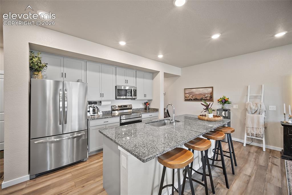 Image 14 of 38: Kitchen