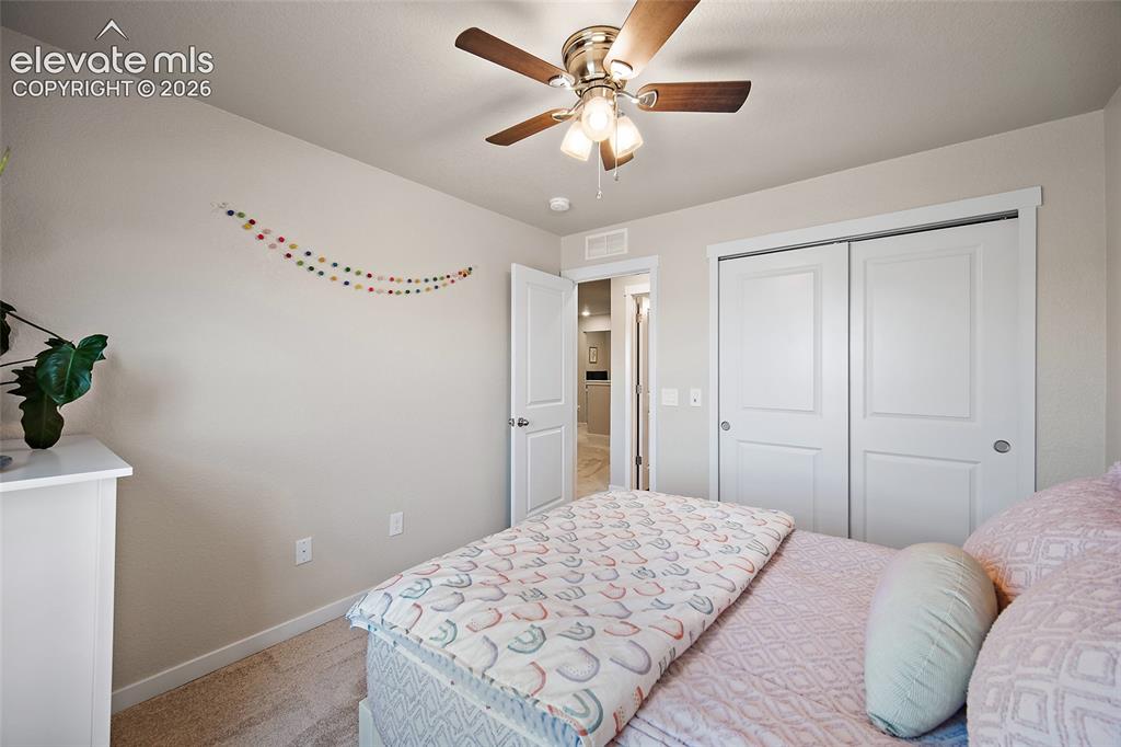 Image 19 of 38: Bedroom
