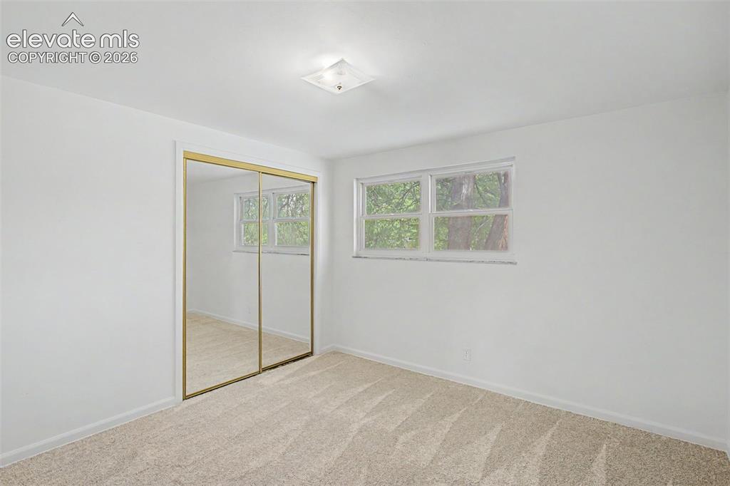 Image 15 of 29: Bedroom