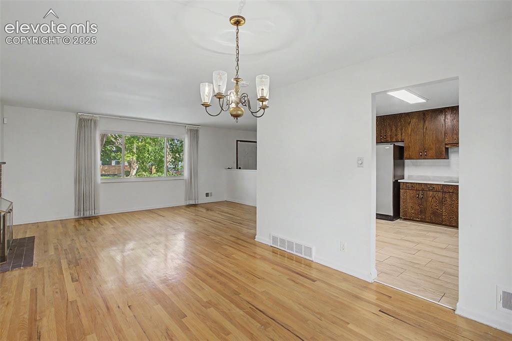 Image 8 of 29: Living Room