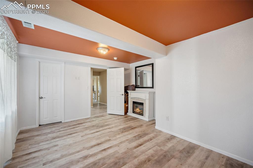 Image 31 of 45: No Description Available