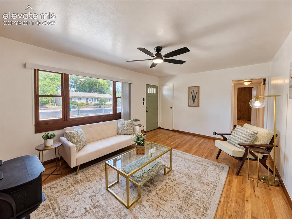 Image 10 of 48: Living Room Entry