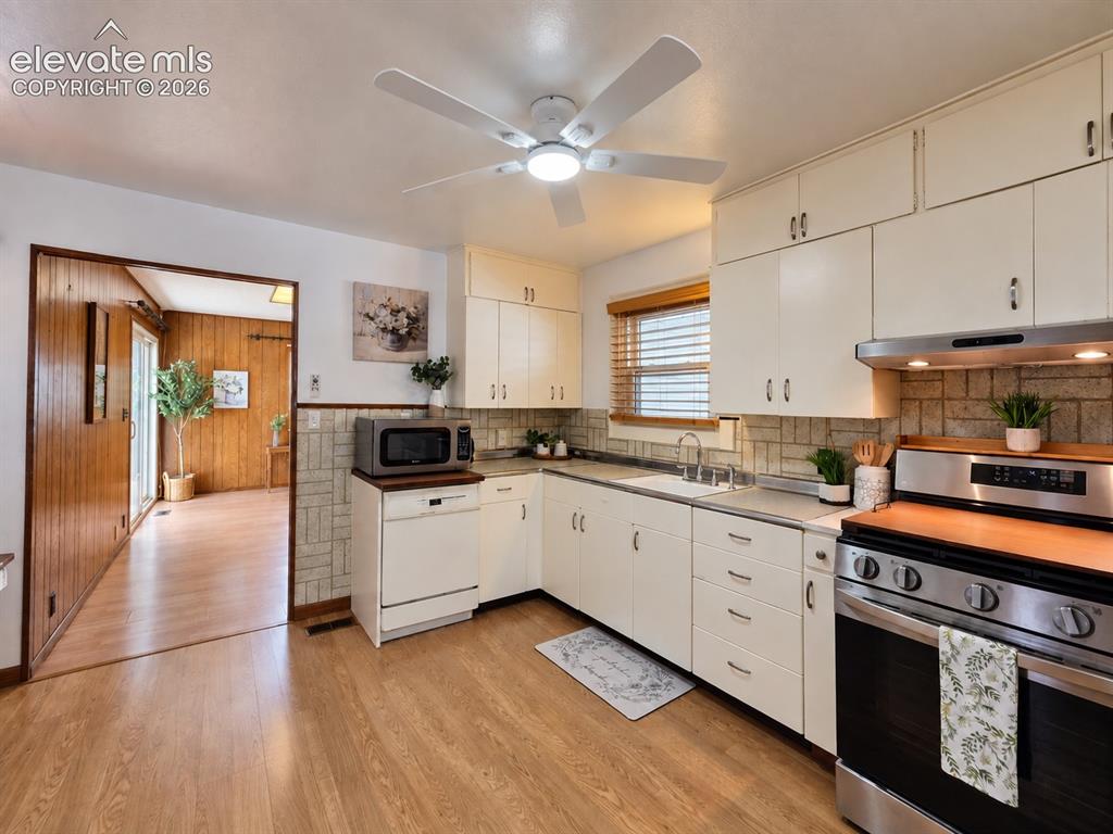 Image 14 of 48: Time Period Metal Cabinetry