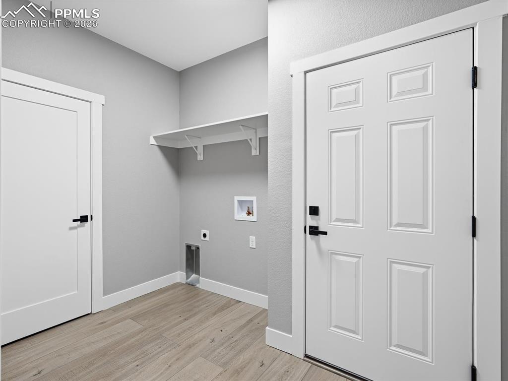 Image 40 of 46: Laundry