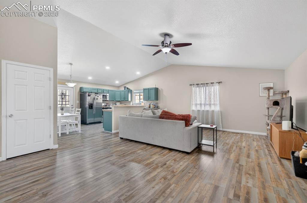 Image 11 of 32: Living Room