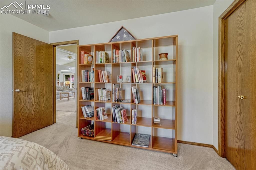 Image 25 of 50: Bedroom