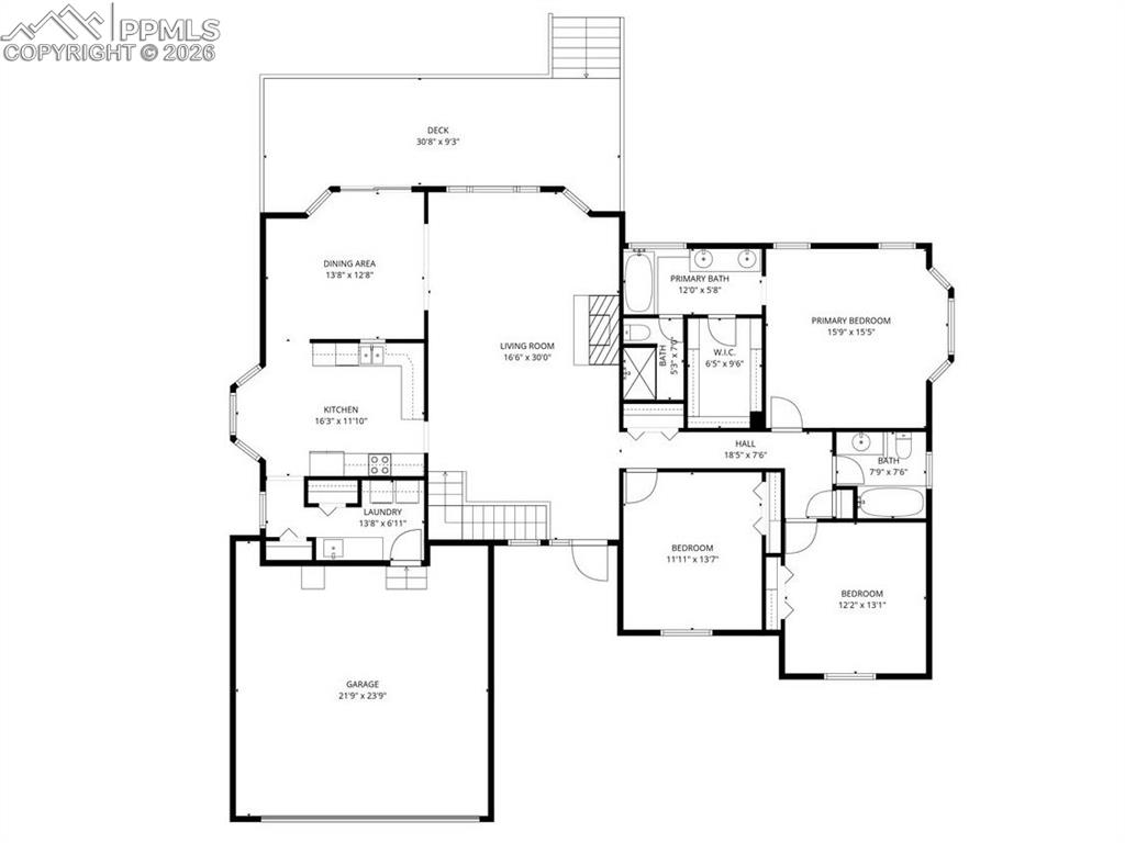 Image 37 of 50: Workshop with walk-out