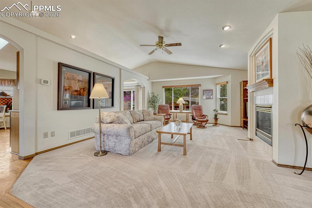 Image 5 of 50: Front of Structure