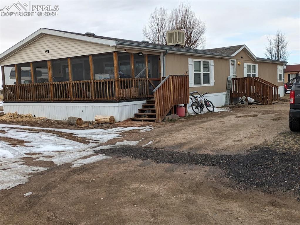 Image 20 of 29: Lot #18