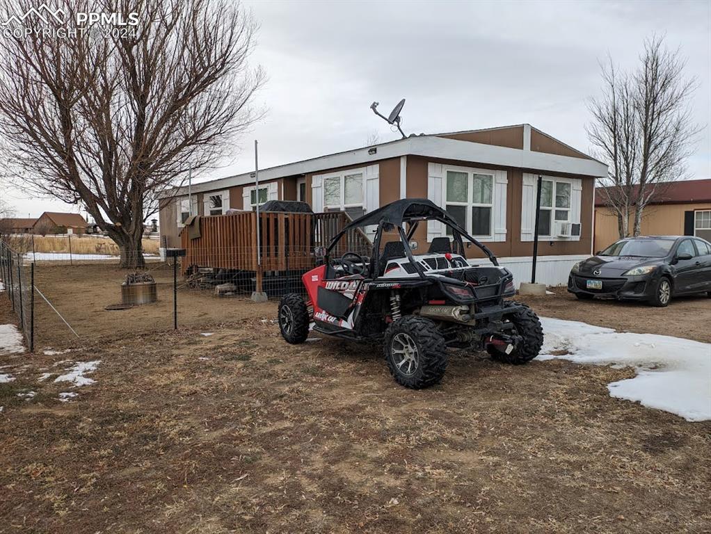 Image 21 of 29: Lot #20