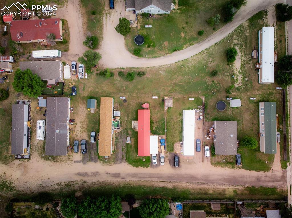Image 3 of 29: Birds eye view of property