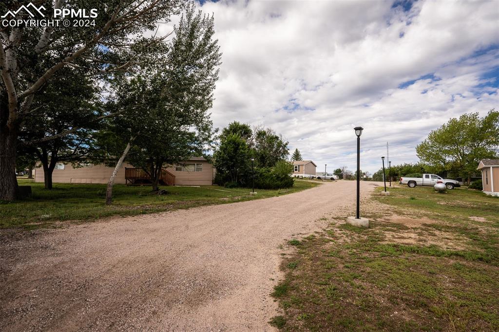Image 6 of 29: View of street