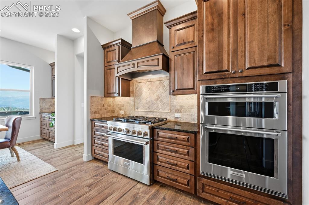 Image 20 of 49: Perfect for holiday entertaining!