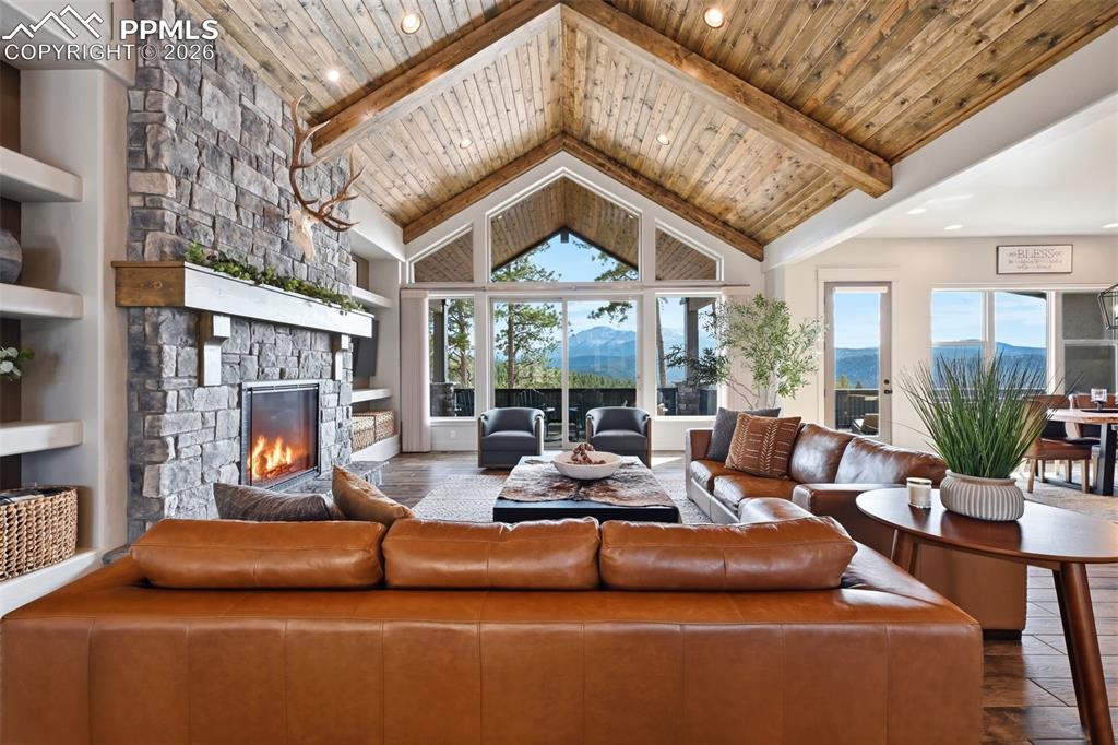 Image 8 of 49: Best views in town!