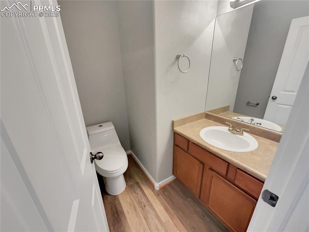 Image 12 of 17: Bathroom