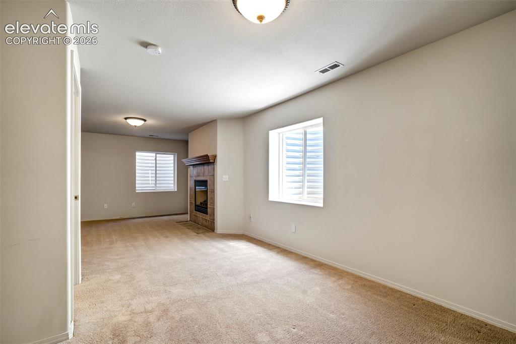 Image 24 of 41: Family Room
