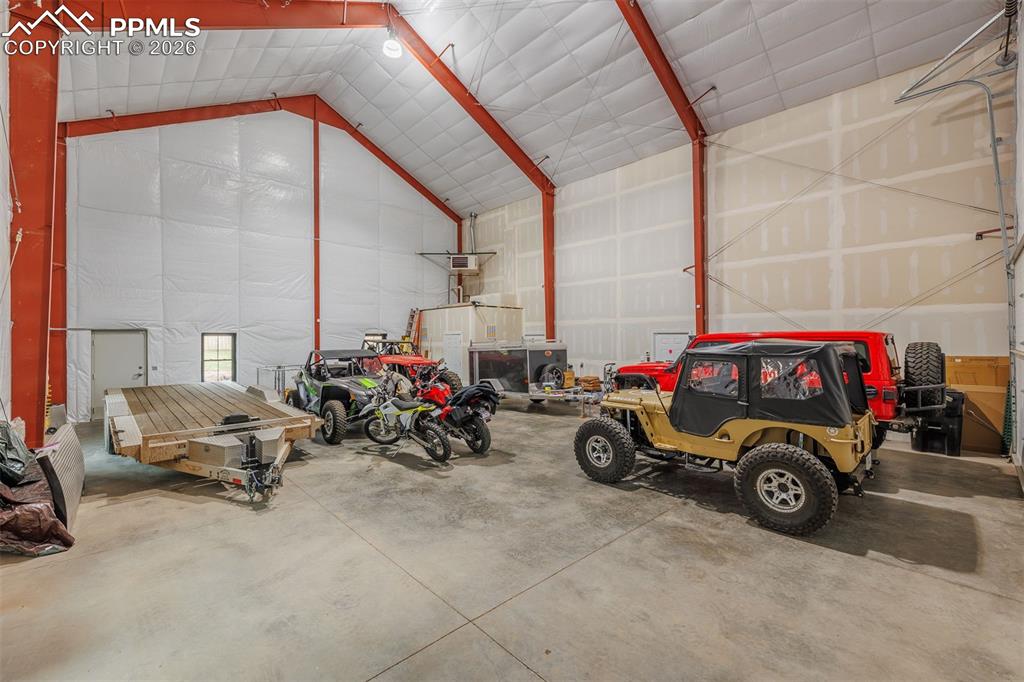 Image 7 of 38: Room for all your toys, insulated and heated