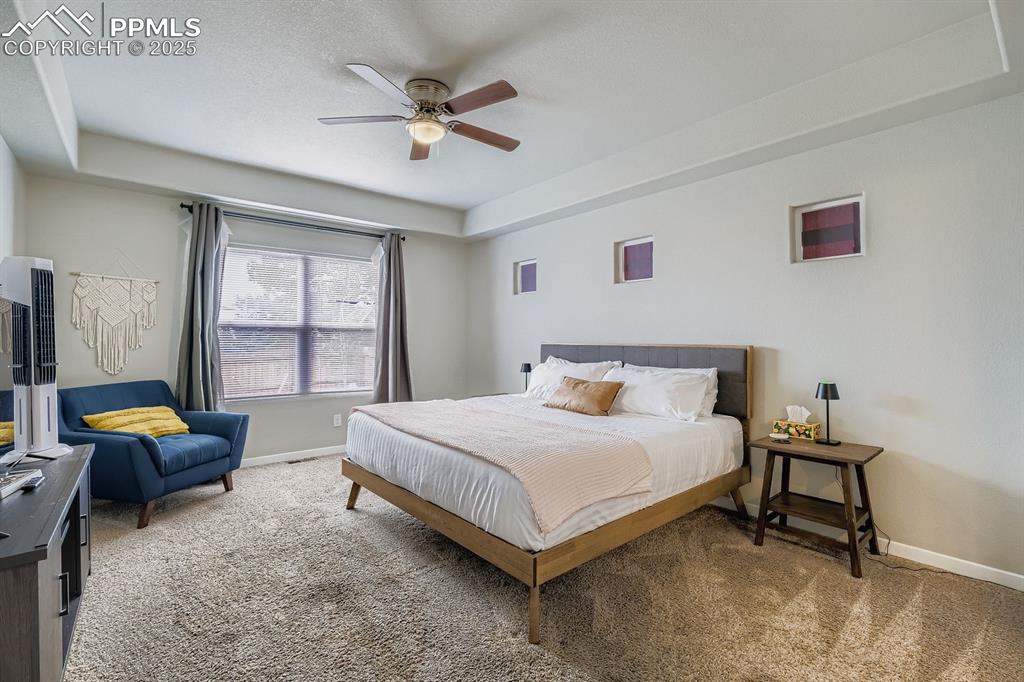 Image 15 of 29: Bedroom