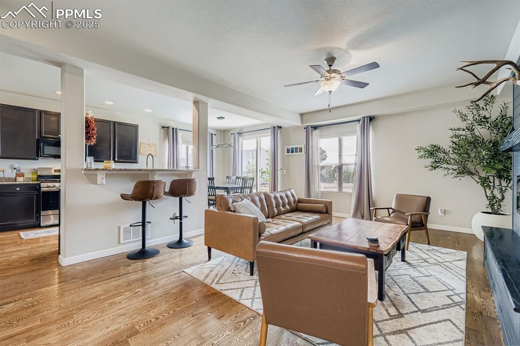 Image 6 of 29: Living Room