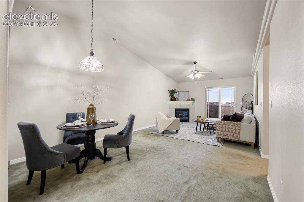 Image 11 of 22: Dining Area