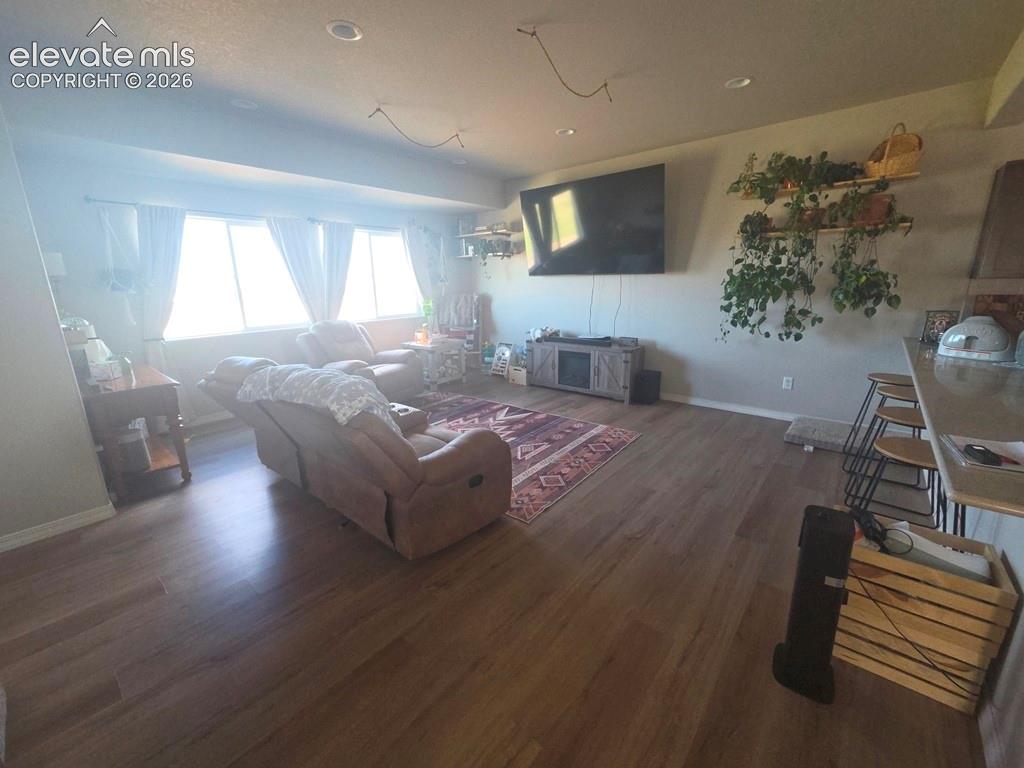 Image 6 of 19: Living Room