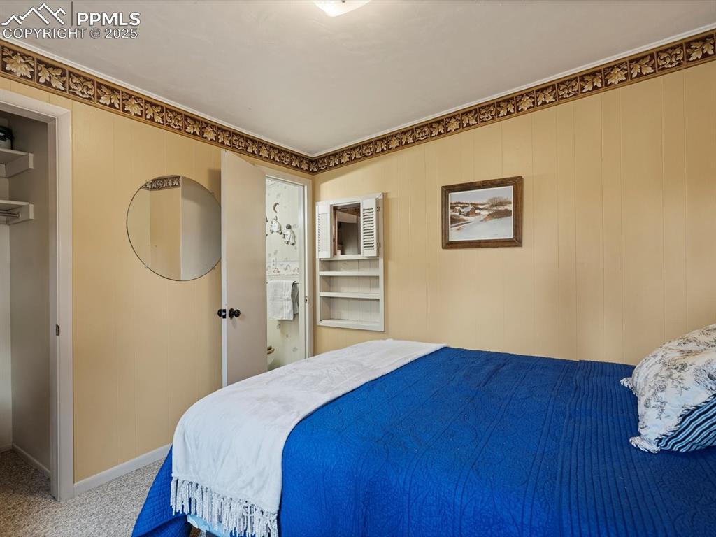 Image 42 of 47: Bedroom