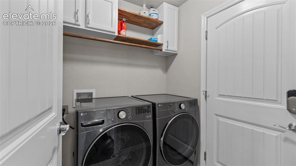 Image 13 of 45: Laundry