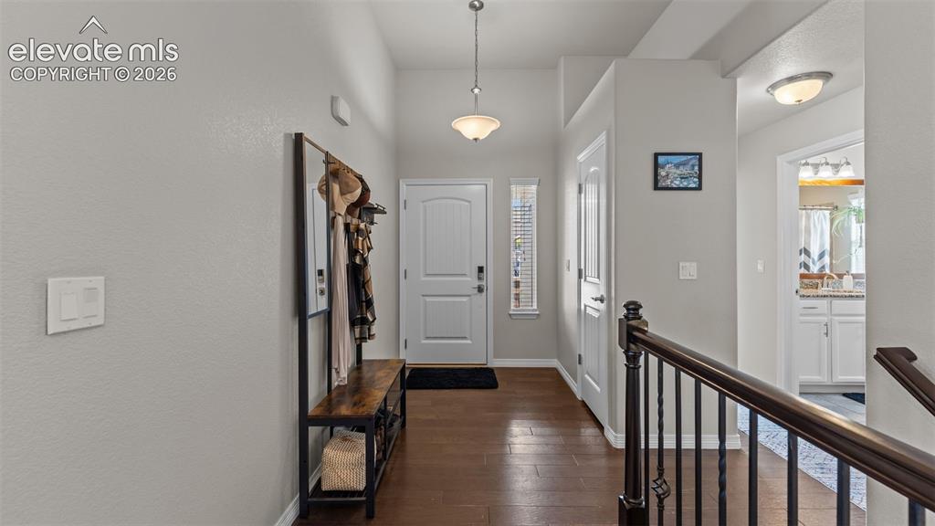Image 8 of 45: Entry
