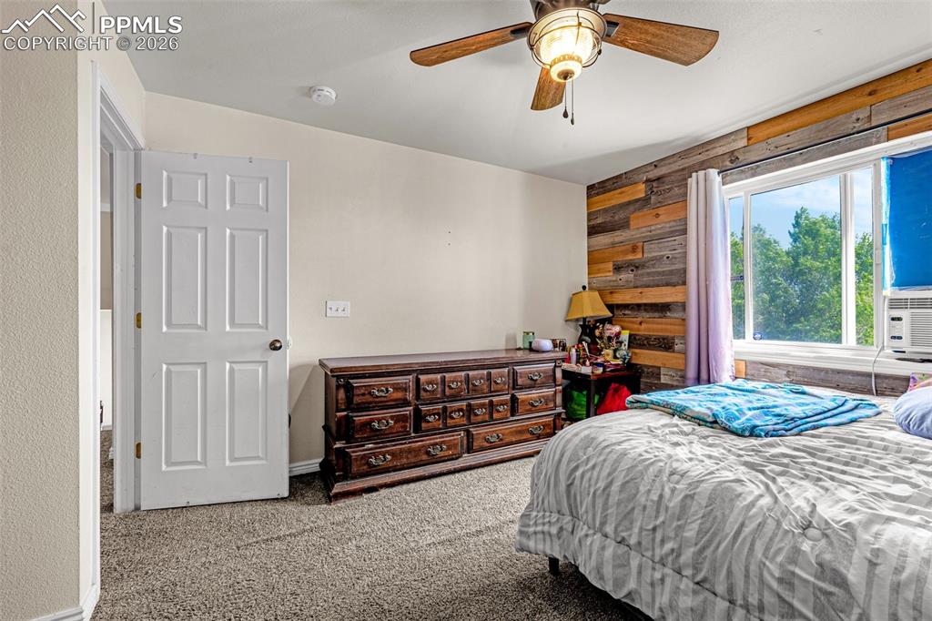 Image 16 of 38: Bedroom