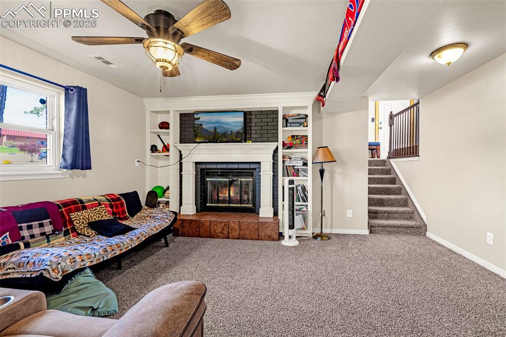 Image 18 of 38: Living Room